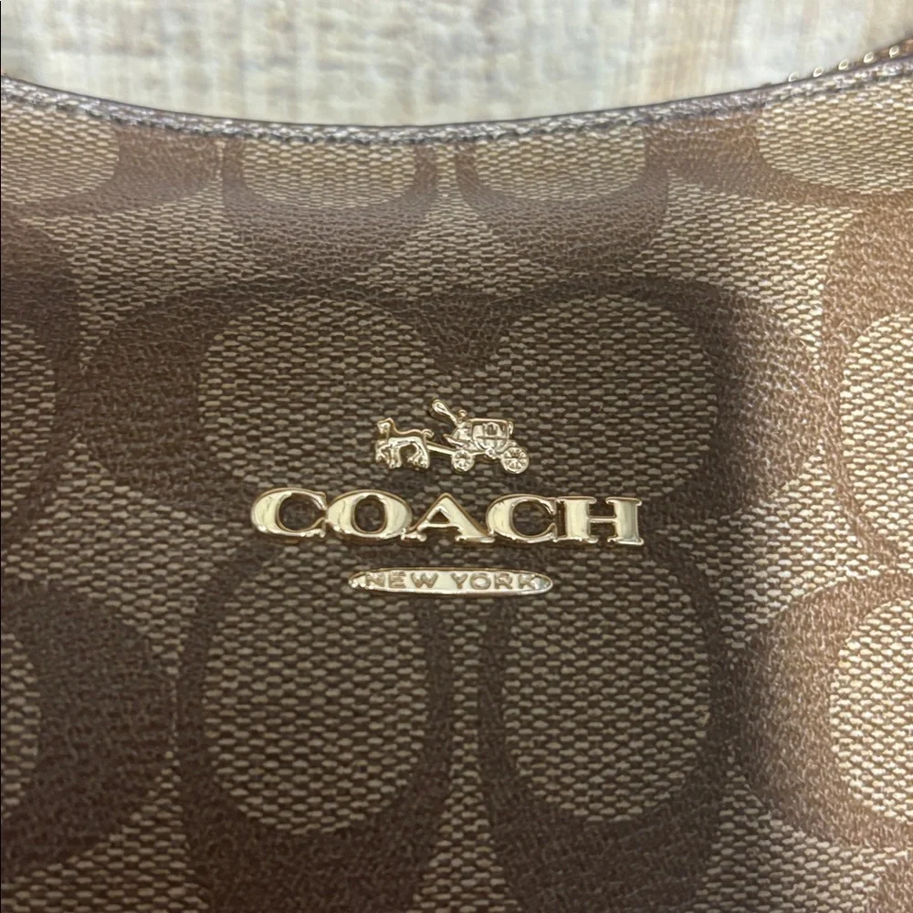 Coach Harley Hobo Tan signature C Shoulder Saddle Bag purse tote - Picture 3 of 16
